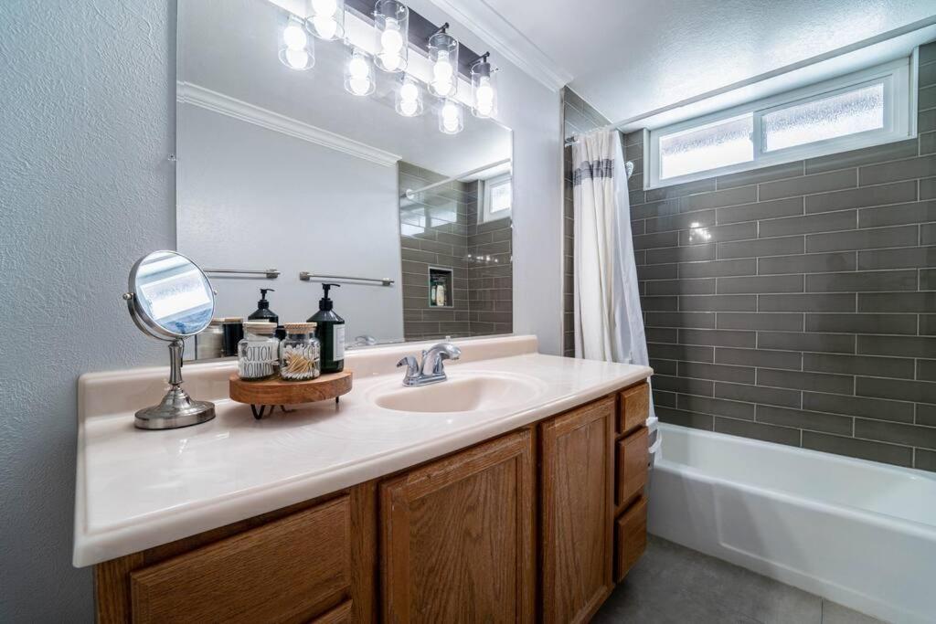 Private Pool Oasis/Disney 15Mins /Disney+ Hbo/Gym Placentia Zewnętrze zdjęcie